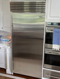 Beautiful Pre Owned SUB ZERO Refrigerator - Model BI - 36R / S / TH - All Stainless - Everything Works Fine
