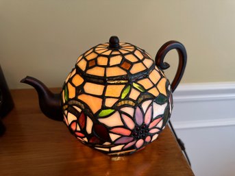 Tiffany Style Teapot Lamp