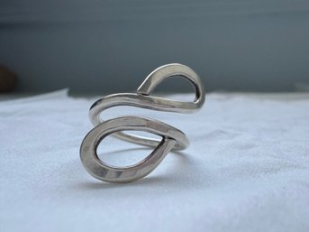 Sterling Silver Infinity Or Abstract Loop Design Ring