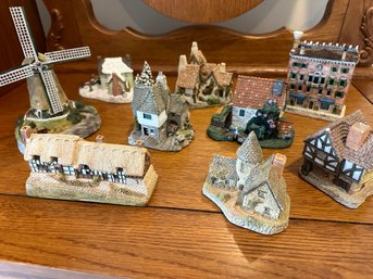 9 Miniature Cottages