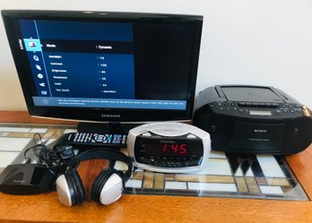 Electronics Bundle: Samsung 19' TV, Sony Radio, Emerson Clock & Brookstone Headphones