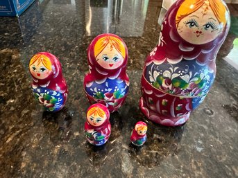 Set Of 5 Russian Nesting Dolls