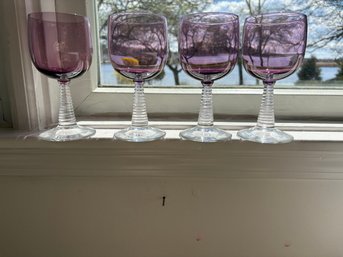 Set Of 4 Be The HKliving Swirl Wine Glass In Purple