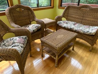 Nice Quality Indoor/outdoor Wicker Set - 5 Pcs. - Love Seat, Two Arm Chairs, Coffee Table, Side Table