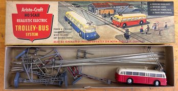 Vintage Aristo-Craft HO Scale Realistic Electric Trolley-Bus System