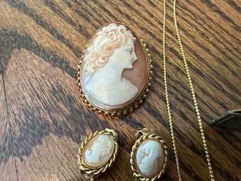 Vintage Jewelry