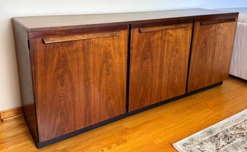 Exceptional Mid-century Modern Book Matched Sideboard/credenza