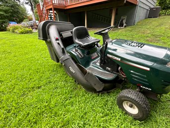 Craftsman LT1000 Riding Lawn Mower With Grass Catcher