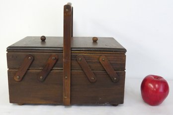 A Tabletop Accordion Sewing Box