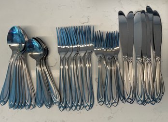 Hampton Stainless Flatware, Service For Seven