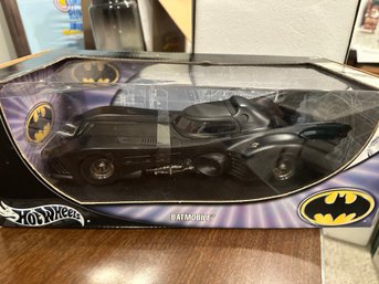Hot Wheels Batmobile  1:18 - NEW IN SEALED BOX - 2003