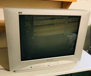 Attention Retro Gamers! Panasonic Flat Screen CRT TV (2004)