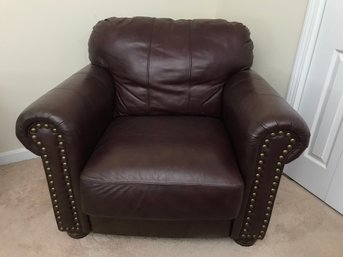 Plush Lane Leather Chair With Nailhead Trim