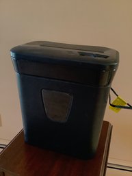 Staples Paper Shredder