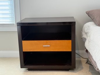Stickley Furniture John Widdicomb Collection Night Stand With Richly Figured Tiger Effect Detail