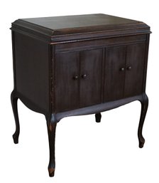 1923 Mahogany Victrola 210 Cabinet