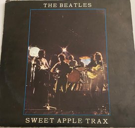 The Beatles - RARE - Sweet Apple Trax Vinyl - 2 LPs- 1975 Record- NR909-1- Record - VG CONDITION