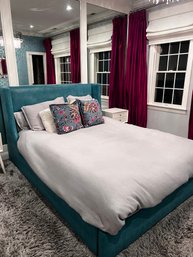 Vinyl Crocodile Pattern Queen Size Bed With Storage