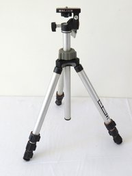 A SLIK Model 5009 Tabletop Camera Tripod