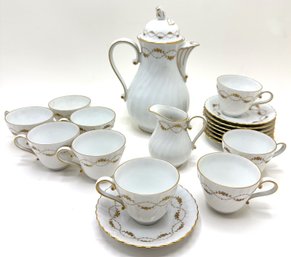 Vintage German Kaiser Porzellan Alt Wien Pattern Full Service For 8: Teapot, Creamer, Tea Cups & Saucers