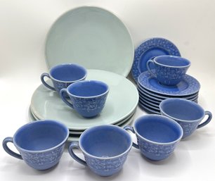 Jars French Stoneware Pottery: 4 Green Dinner Plates, 7 Blue Vine Cups With 8 Saucers