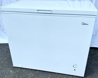 Midea Chest Freezer