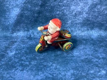 Vintage Wind Up Santa