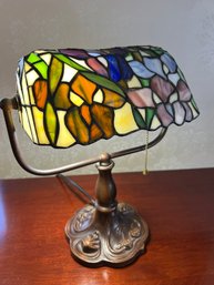 Tiffany-Style Stained Glass Bankers Lamp  Decorative Desk Or Table Lamp