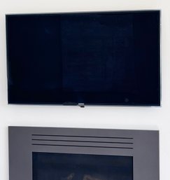 Samsung 55' LED - 1080p - 120Hz - Smart - 3D - HDTV (Model No. UN55D6420UF) With Remote