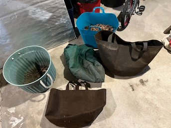 Grow Bags And Garden Buckets