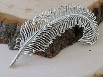 Vintage 1950s Coro Pegasus Ostrich Quill Feather Silver Tone Brooch