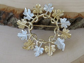 Vintage 1960s Sarah Coventry Two Tone Garland Autumn Leaves Leaf Wreath Brooch