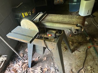 Belt/disc Sander *working*