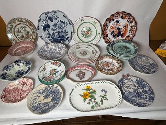 LOT OF MISC POTTERY AND PORCELAIN