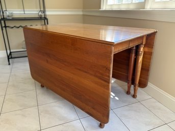 Mount Vernon Gate Leg Drop Leaf Table