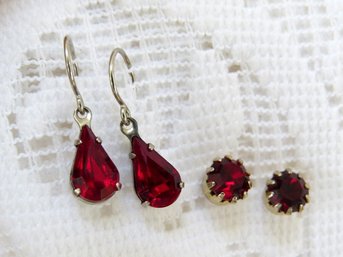 2 Pair Of Red Rhinestone Pierced Earrings
