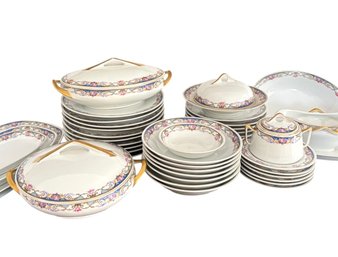 1930s Hertel Jacob Fine Bavarian Porcelain - Partial Set - Over Forty Pieces