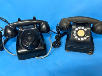 A COOL Pair Of Phones