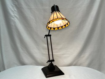 A Stained Glass Style Desk Lamp