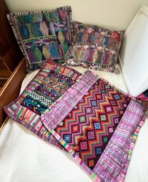 2 Throw Pillows And 2 Zippered Pillow Cases