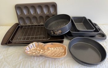 Bakeware Lot