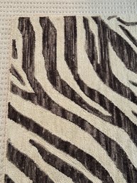 Loloi Zebra Style Contemporary Carpet  (LOC F:2)
