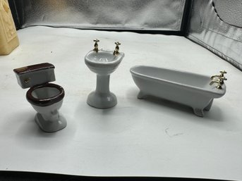 3 Piece  Dollhouse Bathroom Tub, Toilet And Sink