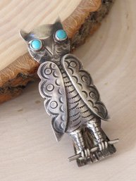 Vintage Navajo Owl Hand Stamp Work Silver Pin Brooch