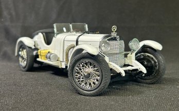 Danbury Mint 1931 Mercedes-Benz SSKL 1:24 Scale Diecast Model Car Includes Original Styrofoam