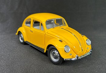 Franklin Mint 1967 Volkswagon Beetle Die Cast Model Includes Original Styrofoam