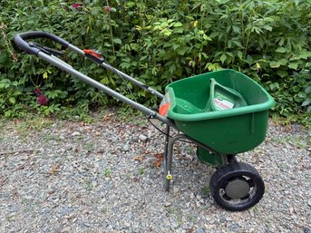 Scott's Edgeguard Spreader & Hand Seeder