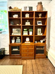 Henredon Vintage Stackable Shelf Unit  (LOC F:2)