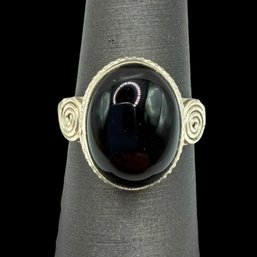 (A193) Sterling Silver Oval Onyx Ring, Size 7.25