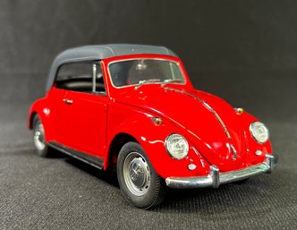 Franklin Mint 1967 Volkswagen Cabriolet 1:24 Scale Fie-cast Model Includes Original Styrofoam